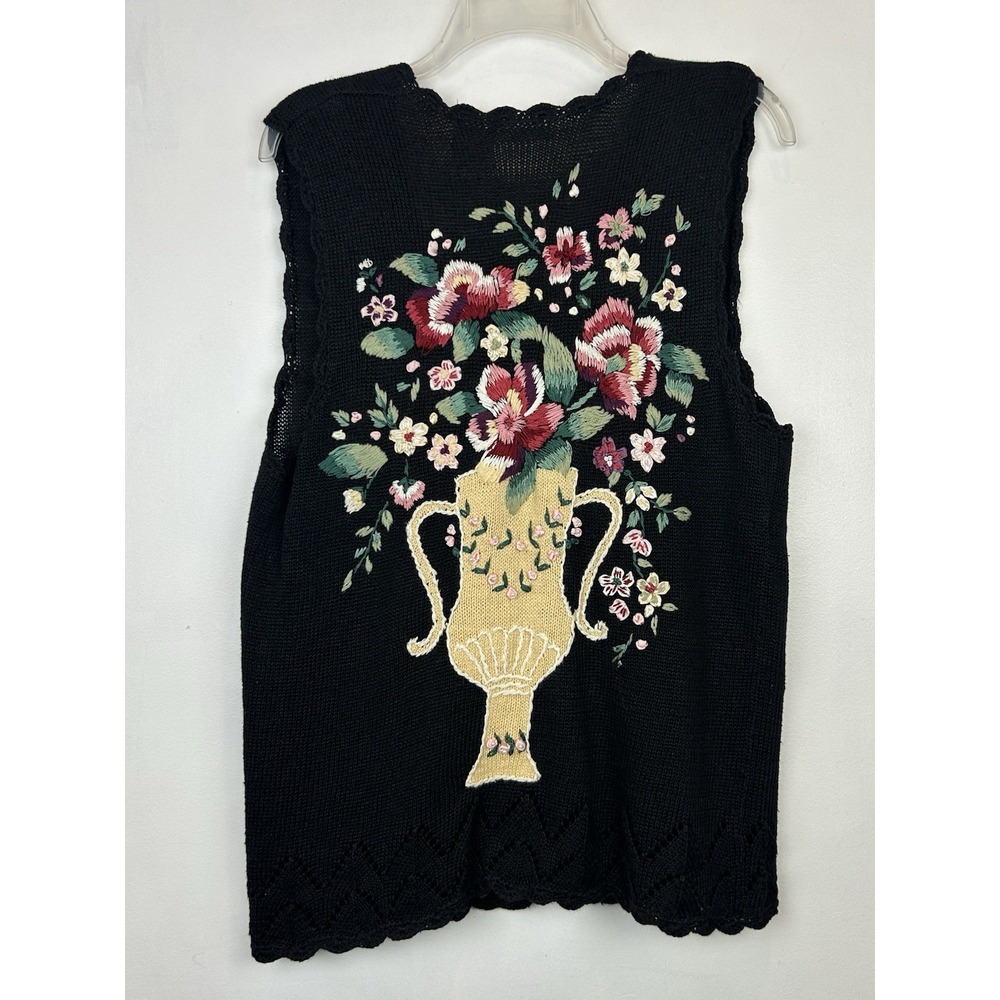 Vtg Embroidered Floral Knit Sweater Vest Womens M Petite Black Cottage Grandma
